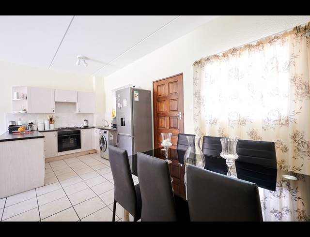 2 BEDROOM APARTMENT SOLD IN HALFWAY GARDENS